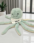 Oktopus-Kuscheltier Mike mit personalisiertem Halstuch