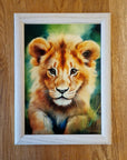 Aquarell Bilderrahmen Löwe mit Leuchteffekt – personalisiert | Kindergeschenk.ch