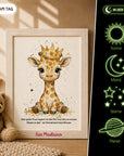 Glow Dreams Krafttier Giraffe – personalisiertes Leuchtbild für Kinder mit Giraffe, Name und sanft leuchtendem Nachtbegleiter im Holzrahmen