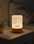 Nachtlicht LED für Kinder bedruckt mit süssem Regenbogen Motiv im Kinderzimmer mit Namen personalisiert