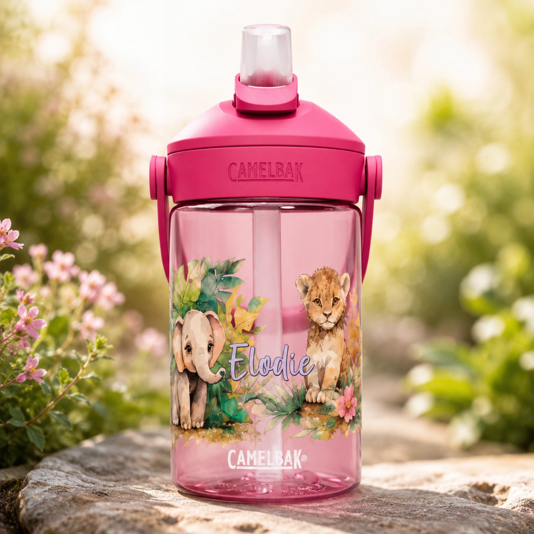 Personalisierbare Safarifreunde CamelBak Kinder Trinkflasche  Pink personalisiert mit namen– BPA-frei, auslaufsicher und ideal für Kindergarten, Schule und Ausflüge."