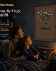 Glow Dreams Sternzeichen Wassermann– personalisiertes Traumbild im Bilderrahmen mit leuchtender Sternkarte