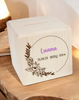 Holzspardose "Blumenkranz mit 3D Schrift"