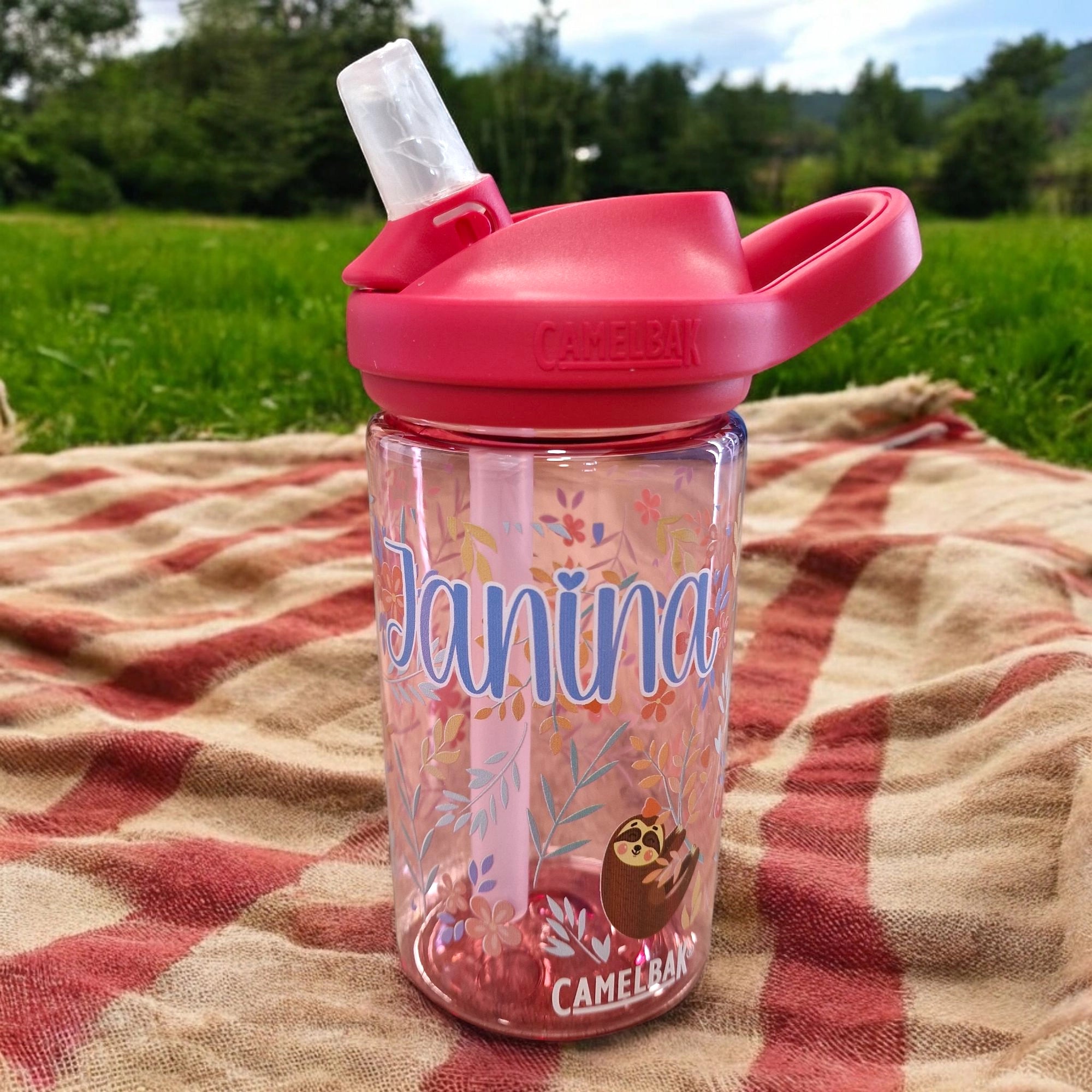 Camelbak kinder trinkflasche Faultier mit pinkem Strohhalmdeckel