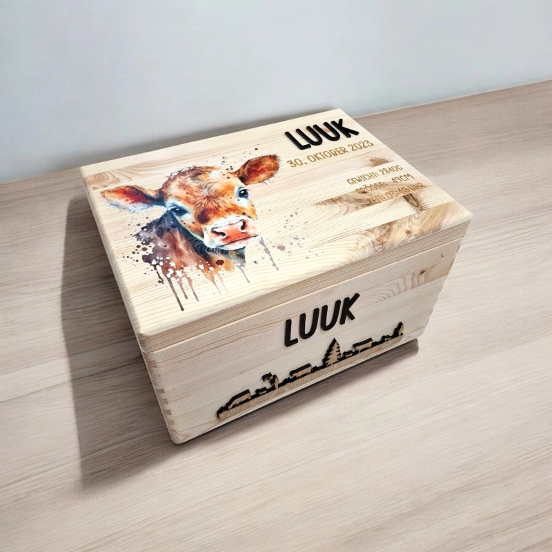 erinnerungskiste kälchen ein tolles geschenk um schöne erinnerungen zu verstauen mit namen und geburtsdaten personalisiert