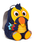 Blau gelber Rucksack mit Tukan Vogelgesicht als Rucksackklappe und farbigen Flügel und gelben Füssen.
