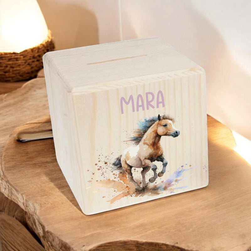 unsere süsse holzspardose mit elegantem Pferd bedruckt und personalisiert mit namen