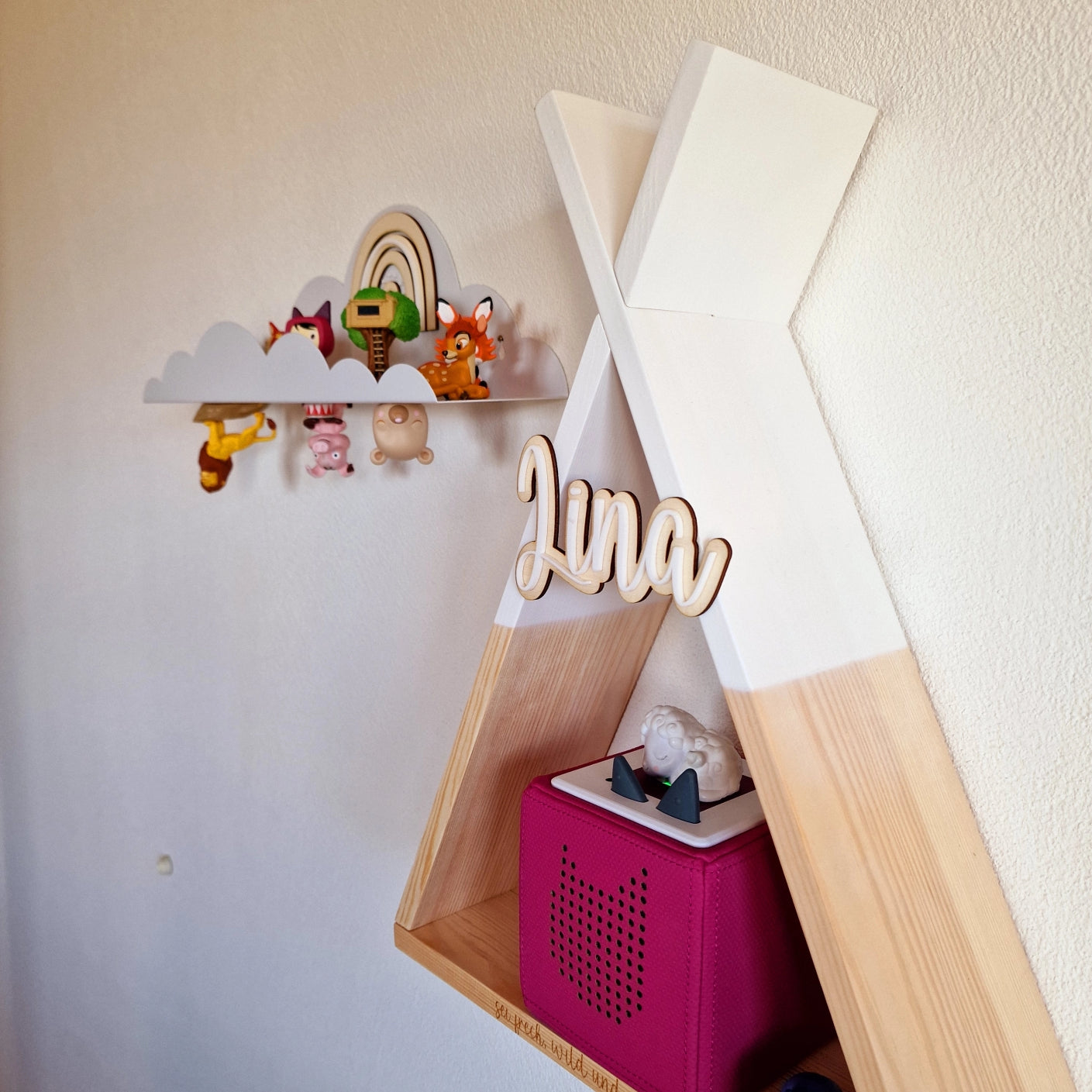 Toniebox Bundle: Personalisiertes Tippi-Regal + Magnet-Wolkenregal Regenbogen